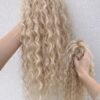 f82deba0-aafd-4084-b59a-3b907b2a8f52 Afro Clip 10 - Warm blonde