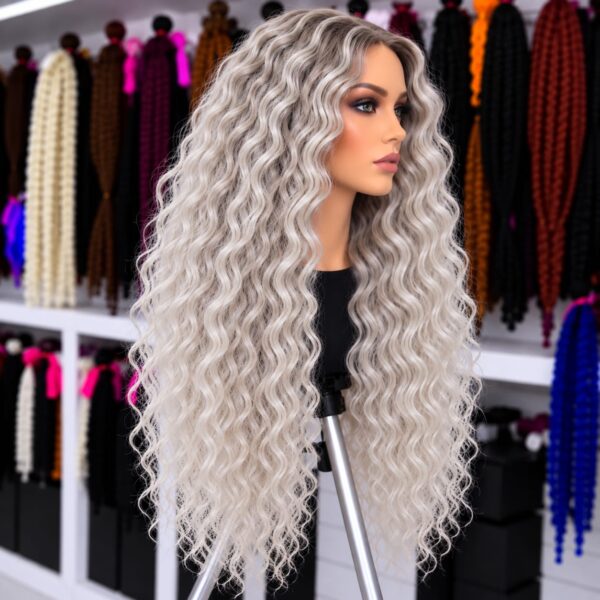 Topper 47 - silver-gray with roots showing